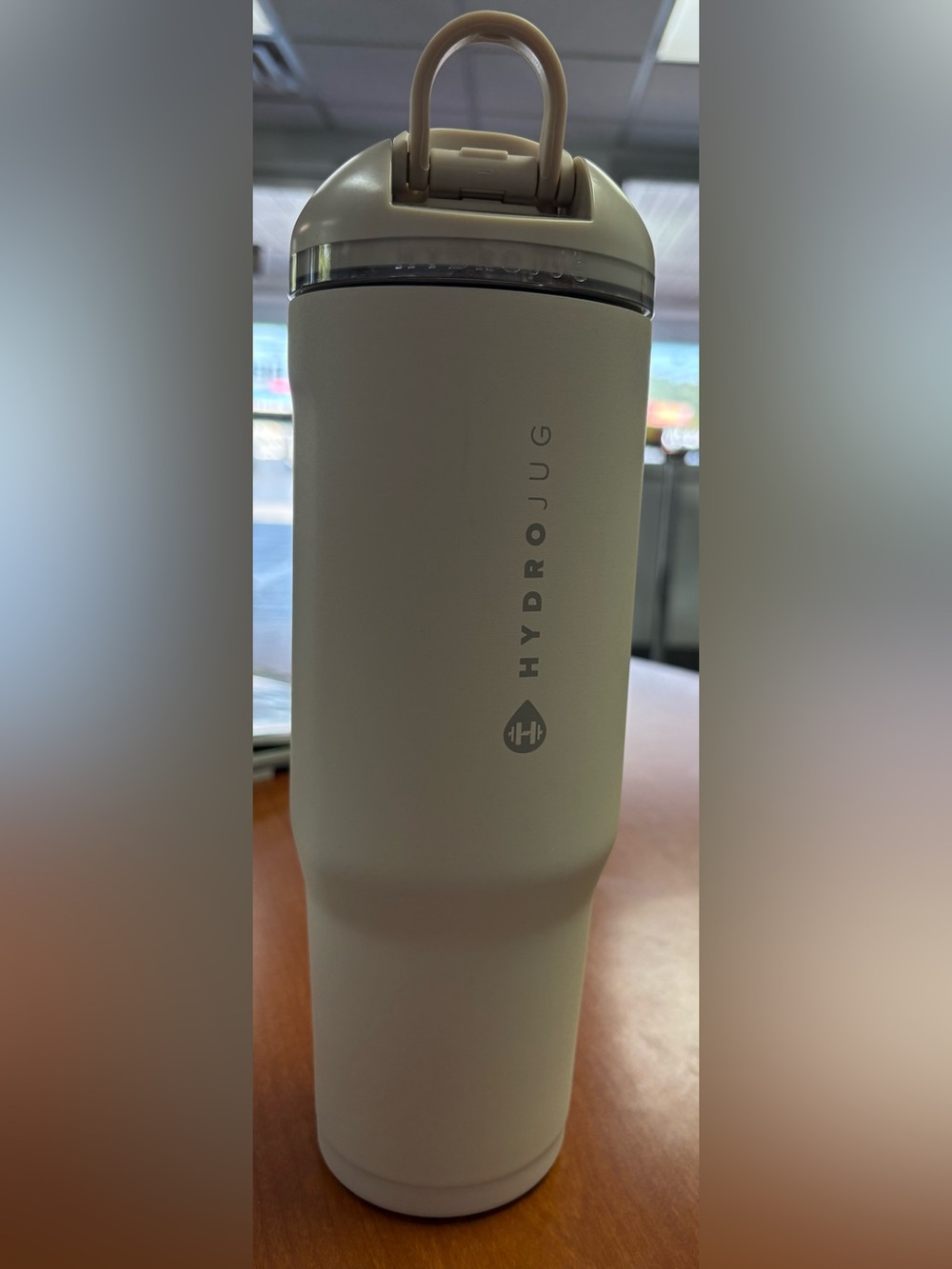 Hydrojug Insulated Water Bottle - 32 oz, Dune or Linen, great condition, see pic - Picture 2 of 14